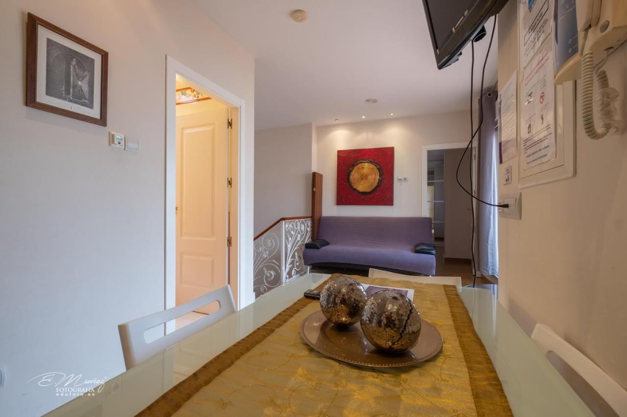 Apartamentos Merida Center Luaran gambar